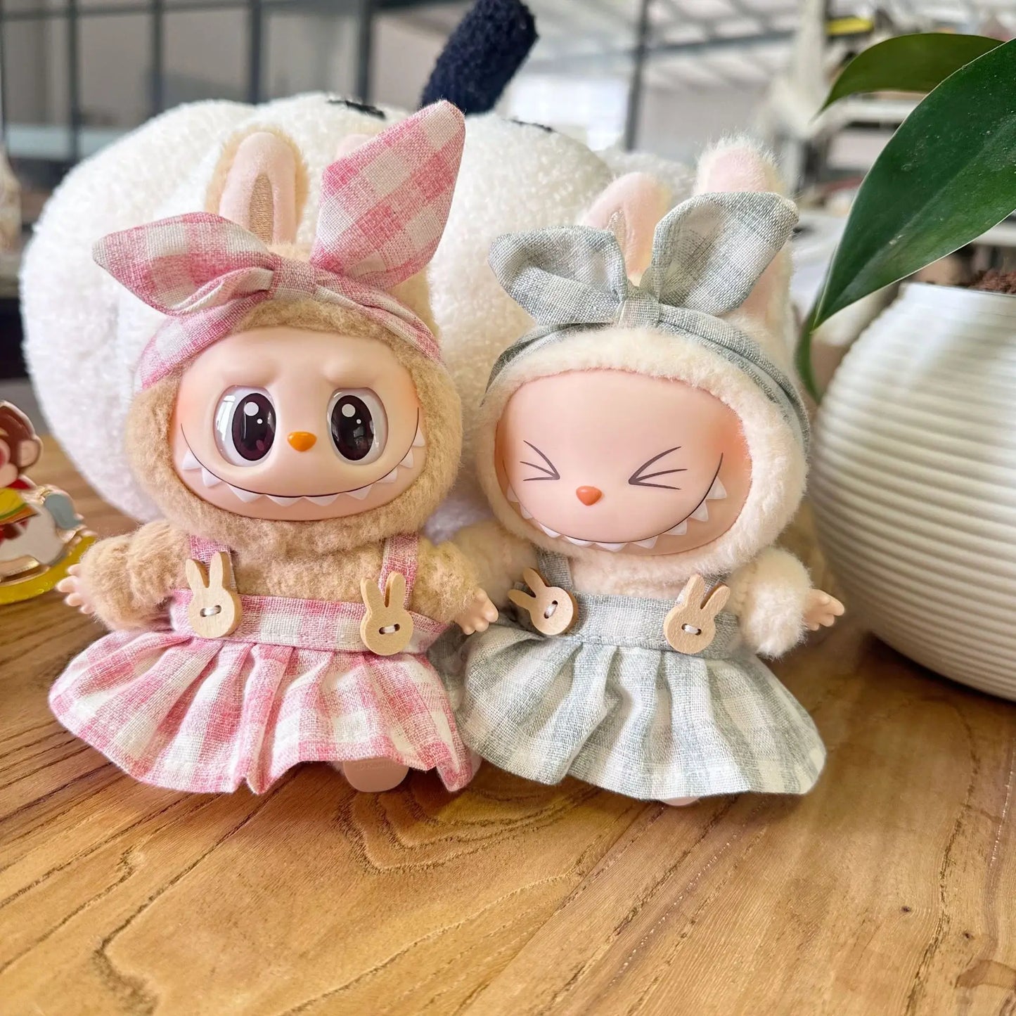 Labubu Doll Clothes – Stylish Outfit for 15–17cm Labubu Idol V1/V2
