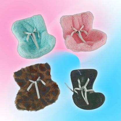 Labubu Car Doll Seat – Cute Safety Seat & Air Vent Decoration (15–17cm Dolls)